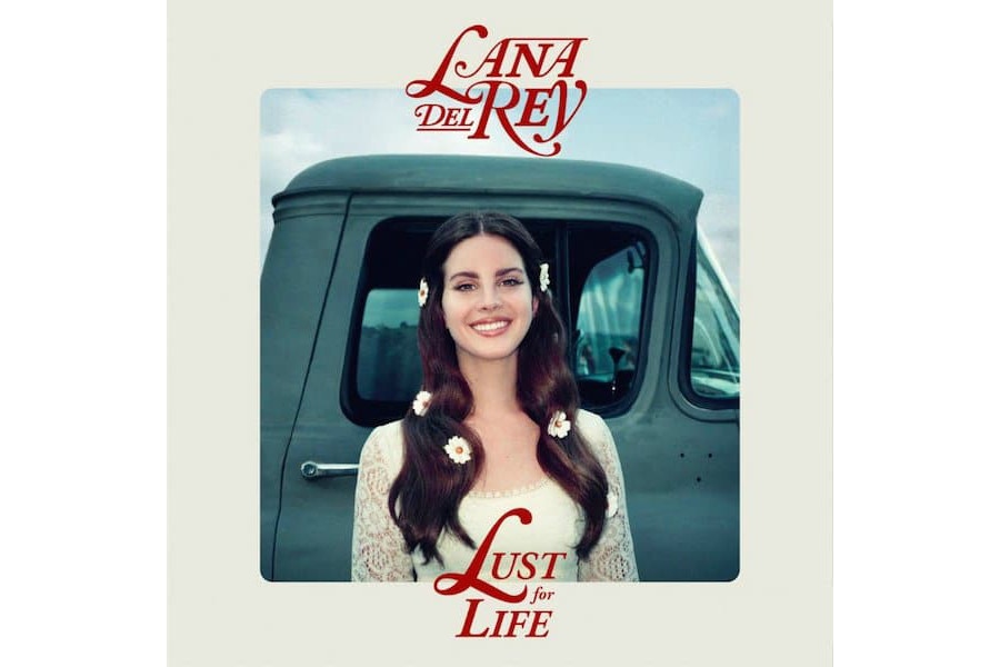 Lana Del Rey'in White Mustang Klibi Yayınlandı!