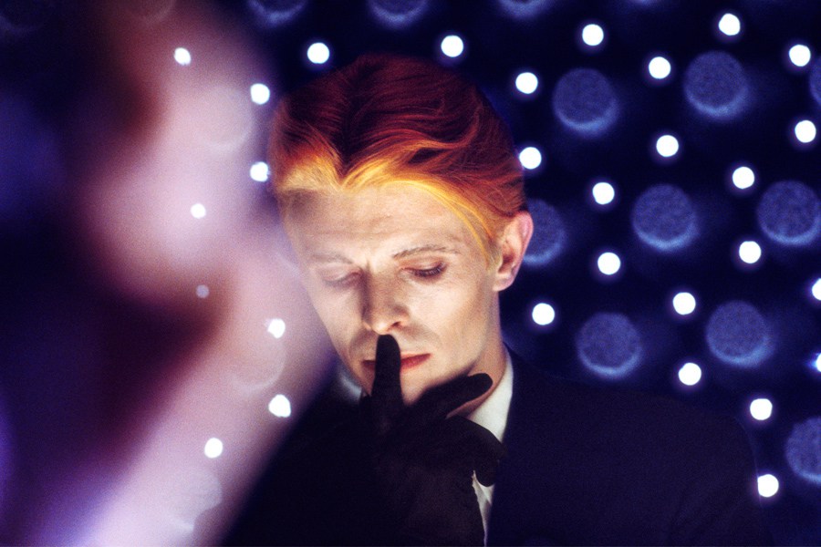 David Bowie'nin Heroes Albümüne 40.Yıl Belgeseli