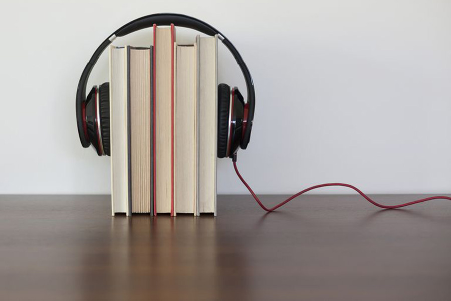 Kitap Okuma Deneyimine Farklı Bir Bakış Açısı: Sesli Kitap