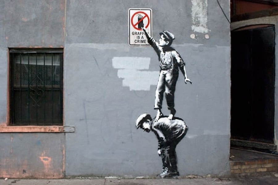 Sokağın Gizli Sanatçısı: Banksy
