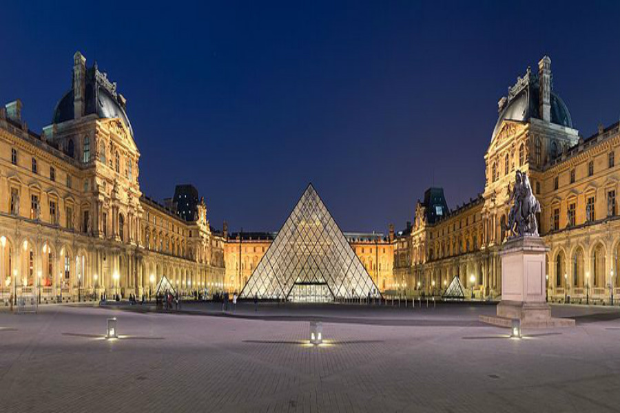 Louvre Müzesi Rehberi: Mutlaka Görmeniz Gereken 10 Eser