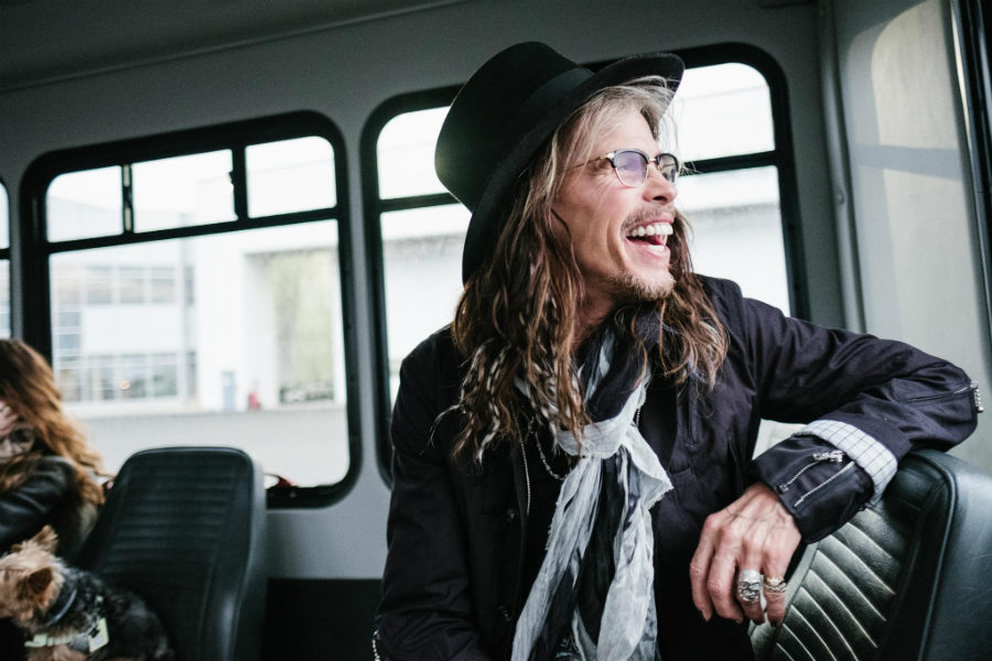 Çığlıkları ile Kasıp Kavuran Bir Deli: Steven Tyler
