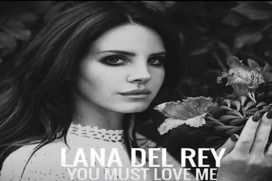 Lana Del Rey "You Must Love Me" Şarkısını Seslendirdi