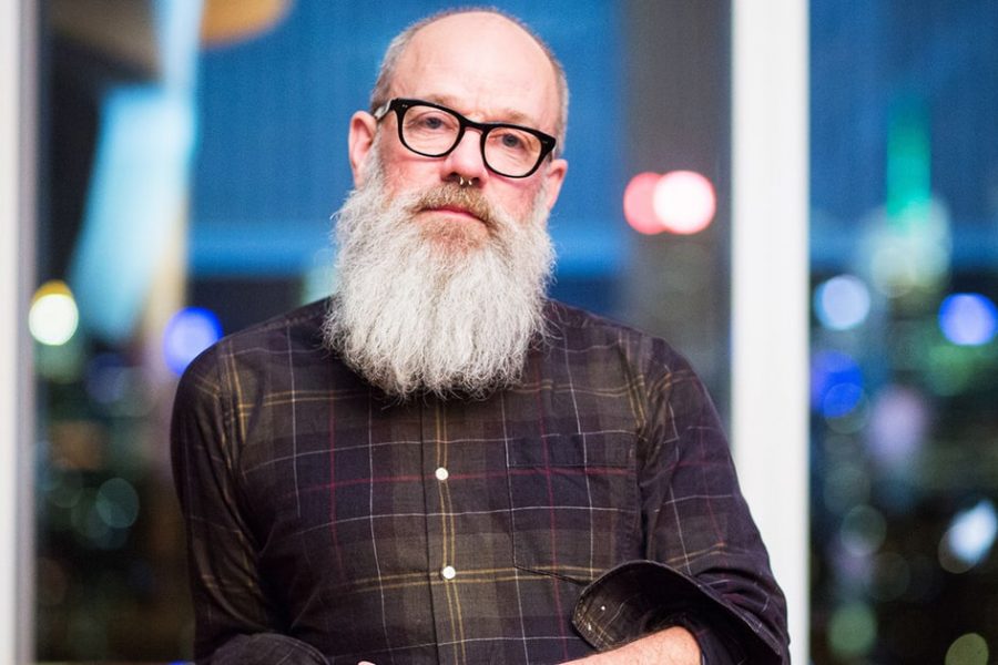R.E.M.'in Solisti Michael Stipe,Yeni Şarkısından Kısa Bir Kesit Yayınladı