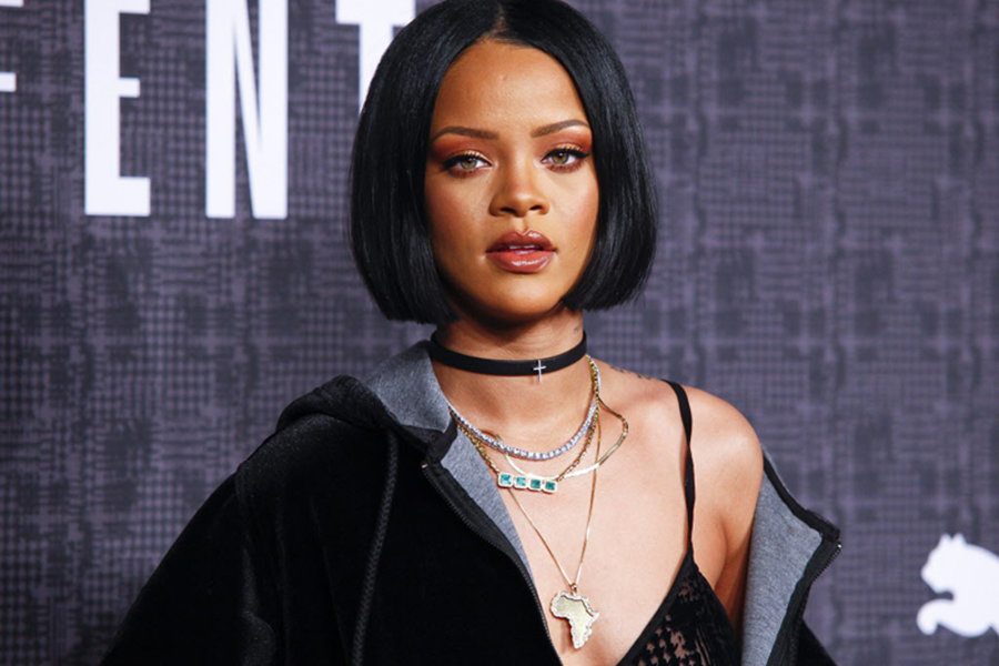 Rihanna Apple Müzik'te 2 Milyar İzlenmeyi Aşan İlk Kadın Sanatçı Oldu