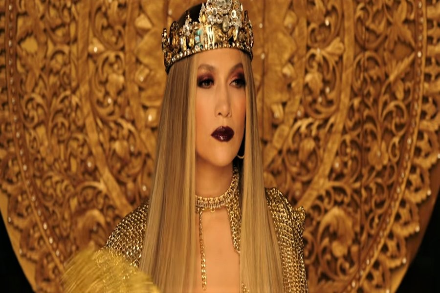 Jennifer Lopez El Anillo Klibini Yayınladı