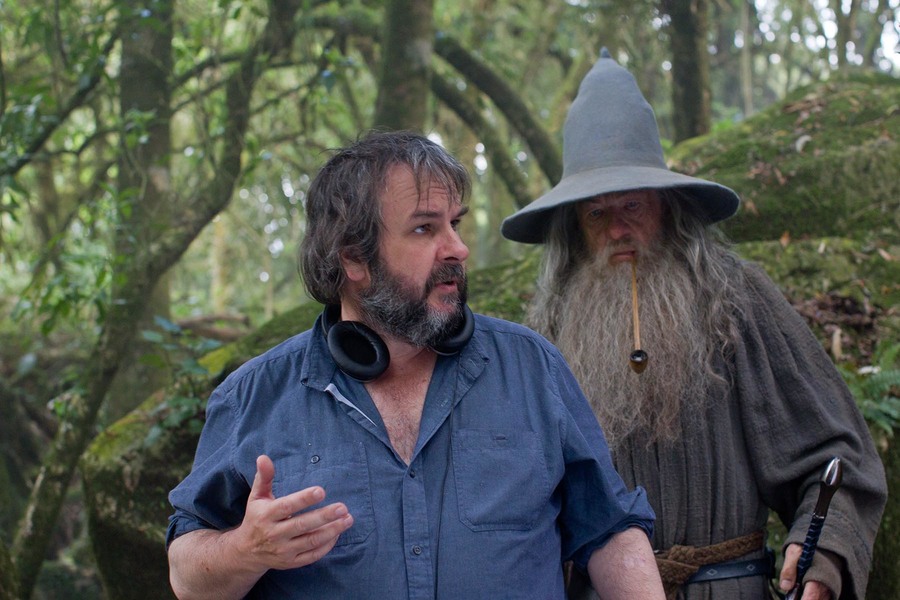 Peter Jackson, Orta Dünya ve DC Evreni Arasında İkilemde