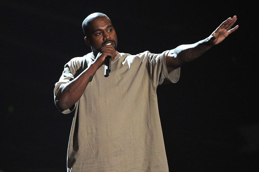 Kanye West Artık Seküler Müzik Yapmayacağını Söyledi!