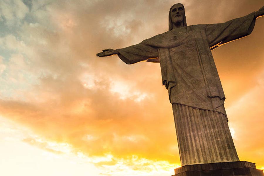Brezilya’nın Kültür Sembolü Kurtarıcı İsa Heykeli