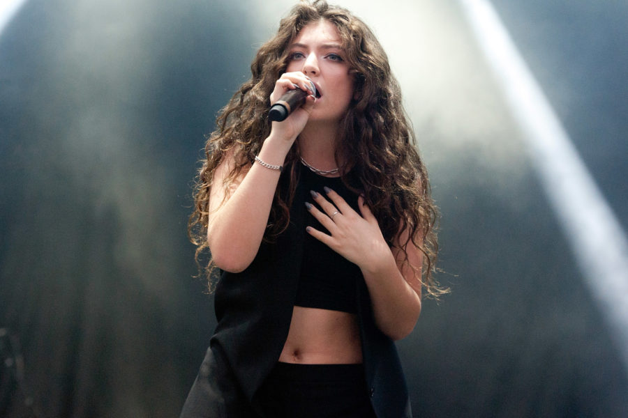 Lorde, Frank Ocean'nın Lost'unu Coverladı