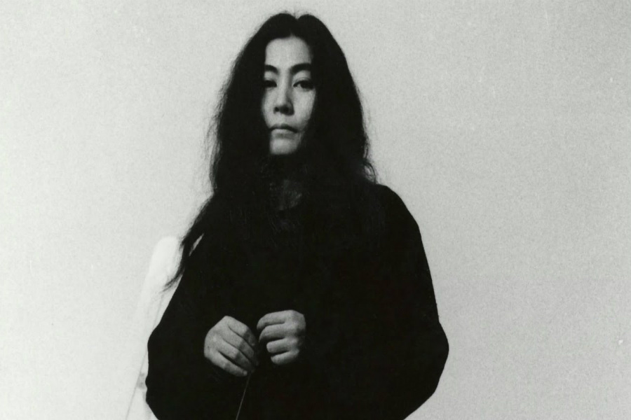 Yoko Ono Yeni Albümü Warzone'u Duyurdu
