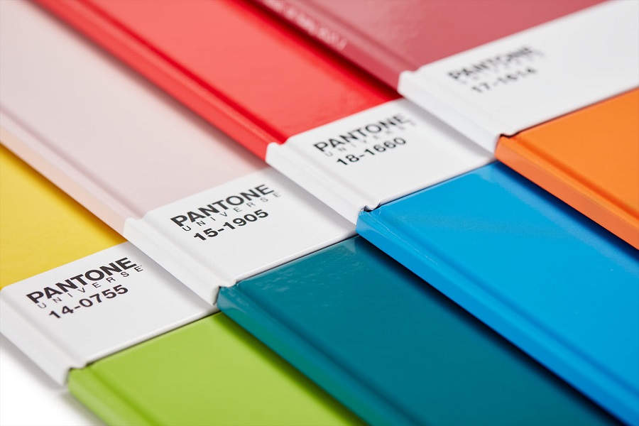 Pantone'nin Yılın Rengi Seçimleri Hayatımızı Nasıl Etkiliyor?