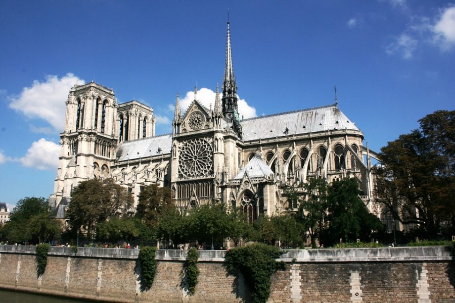 Notre Dame Sıcak Hava Dalgası Nedeniyle Tehlike Altında
