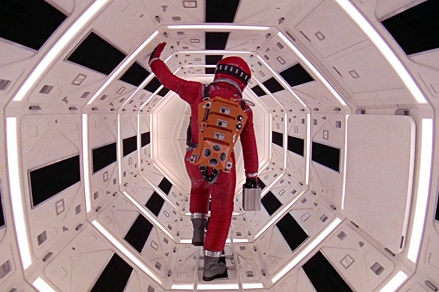 Kubrick Filmlerini İç Mekan Tasarımlarından Tanıyabilecek Misin?