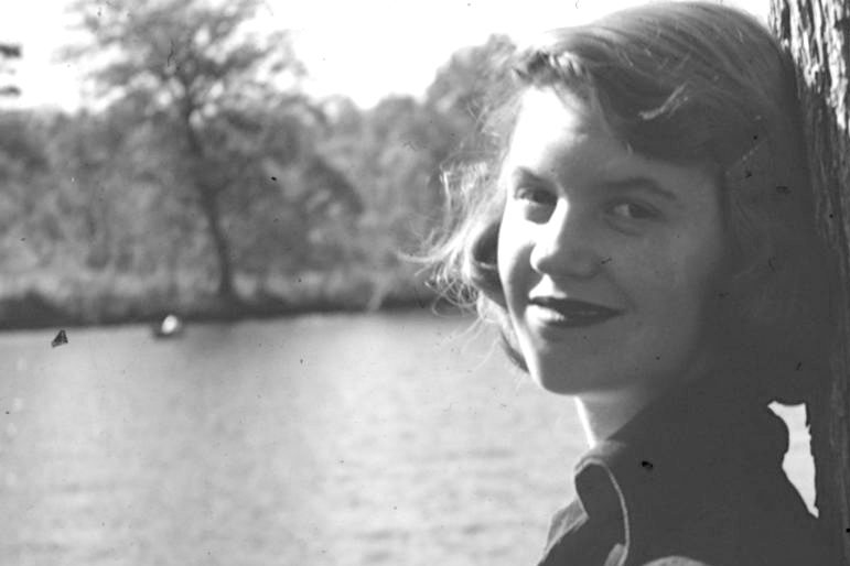 Plath Yazınında Yaşam Düellosunun İzleri