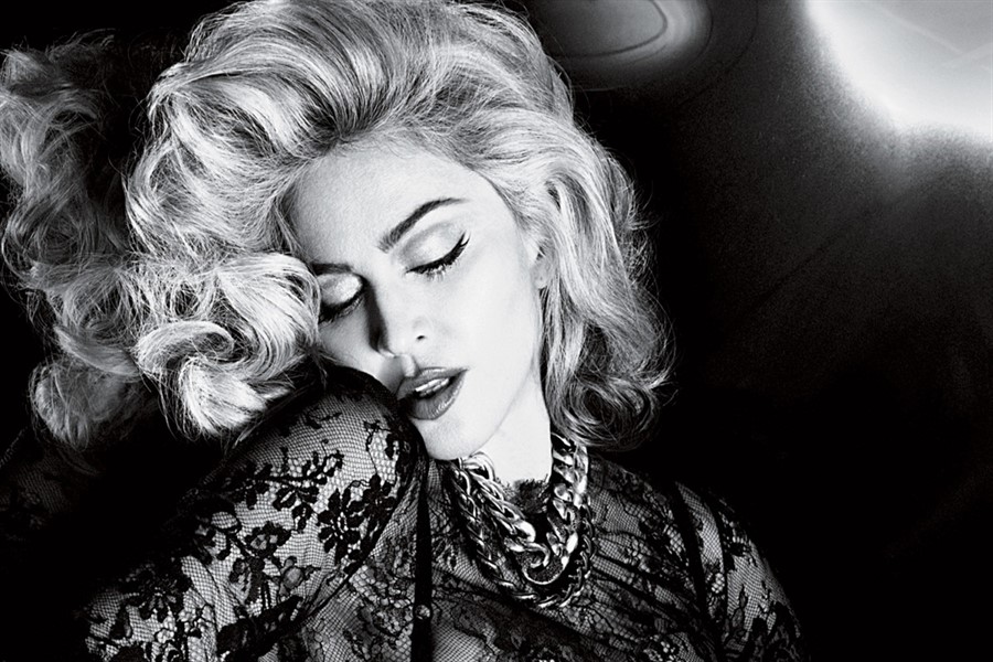 Madonna Konserlerini İptal Etti