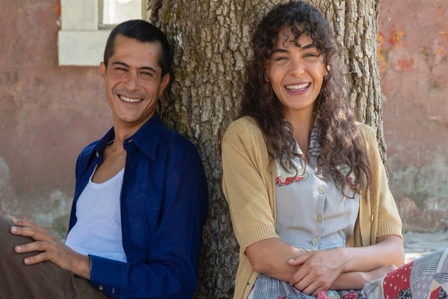 Ebru Şahin ve İsmail Hacıoğlu'nun Yer Aldığı Şuursuz Aşk'tan Fragman Paylaşıldı