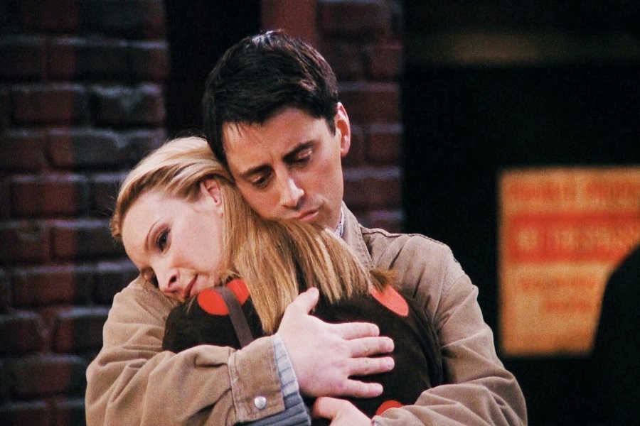 Friends Senaristi, Joey ve Phoebe'nin Neden Asla Birlikte Olamadıklarını Açıkladı