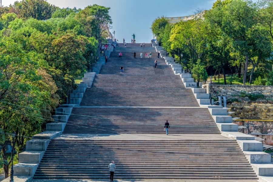 Göz Yanılması Yaratan Bir Mimari: Potemkin Merdivenleri