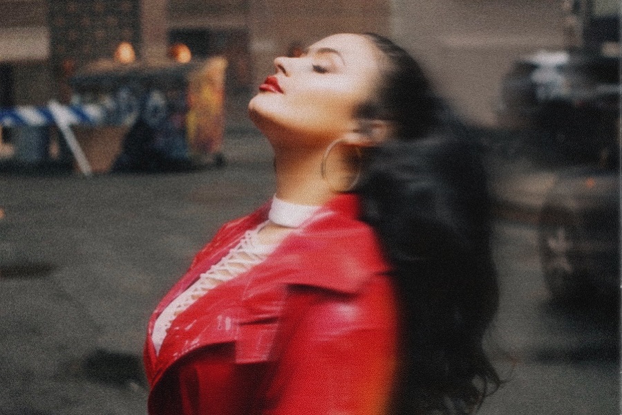 Demi Lovato Yeni Parçasını Paylaştı