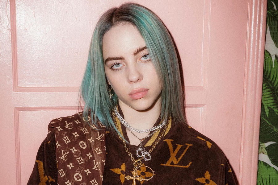 Billie Eilish Not My Responsibility İsimli Kısa Film Paylaştı