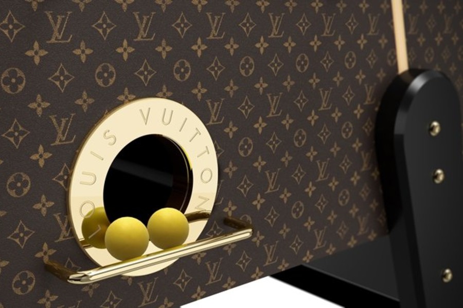 Louis Vuitton'un Oyun Koleksiyonunun Yeni Üyesi: Bilardo Masası