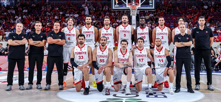 6'da 6 İle Kusursuz Başlangıç ve Tarihi Gece!