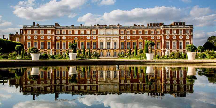 Altı Eşi İle Tarihe İsmini Kazıyan Vııı. Henry Ve Yaşadığı Hampton Court Sarayı