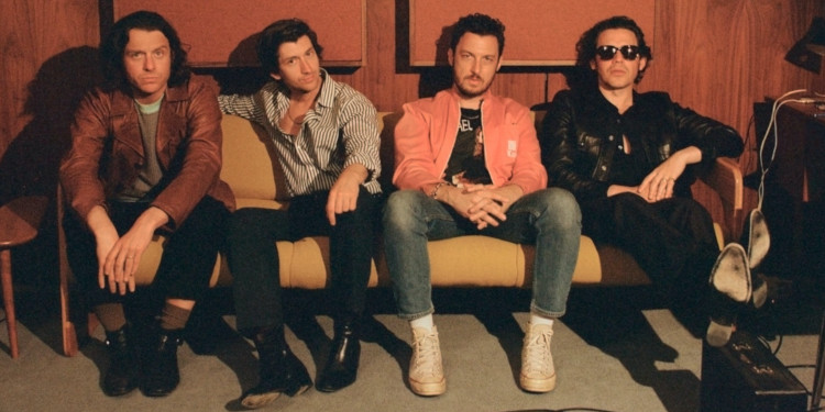 Arctic Monkeys Bugün Yeni Single'ı 'Body Paint'i Yayınlayacak