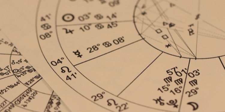Astrolojinin ve Yıldızların Ortak Noktası: Burçların İyileşme Rehberi