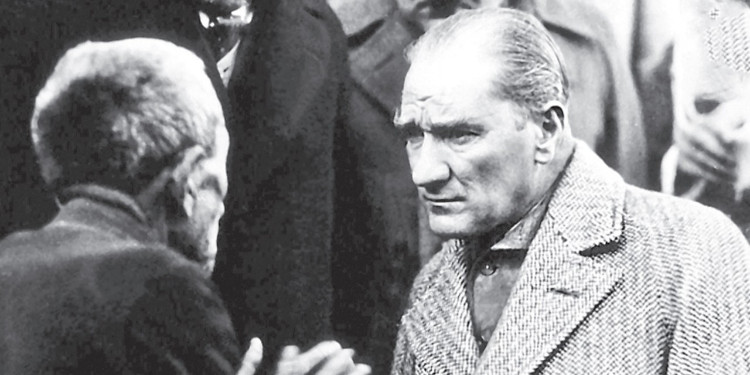 Atatürk Döneminde Devlet İşlerinde Din Tutumu