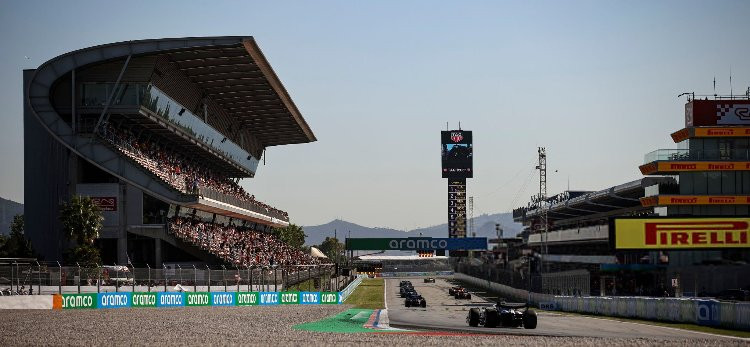Barcelona GP: Işıklar Sönmeden Hemen Önce
