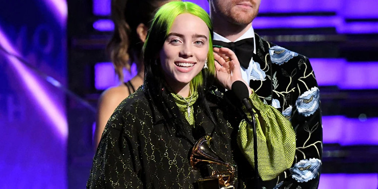 Billie Eilish'i Konu Alan Belgesel Film Şubat Ayında Vizyona Girecek