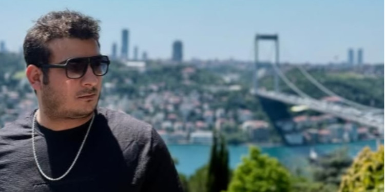 Bir Entelektüel Biyografi: Kaan Turhal
