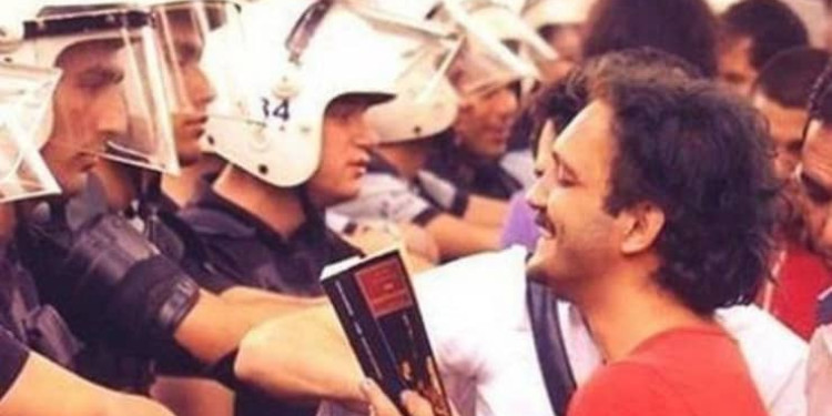 Bir sanat eseri ne zaman politik olur?