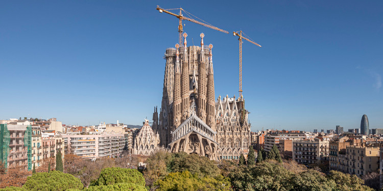 Bitmeyen Kilise: Basilica De La Sagrada Familia