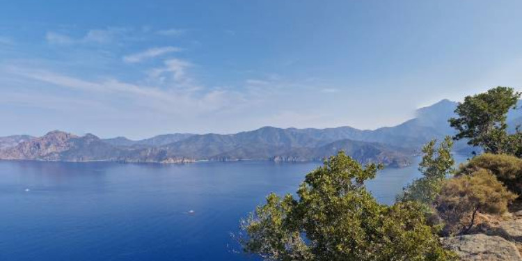 Corsica'da Bütçe Dostu Seyahat İpuçları