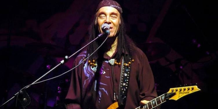 Erkin Koray, hastaneye kaldırıldı.