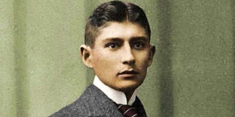 Franz Kafka Aslında Kimdir?