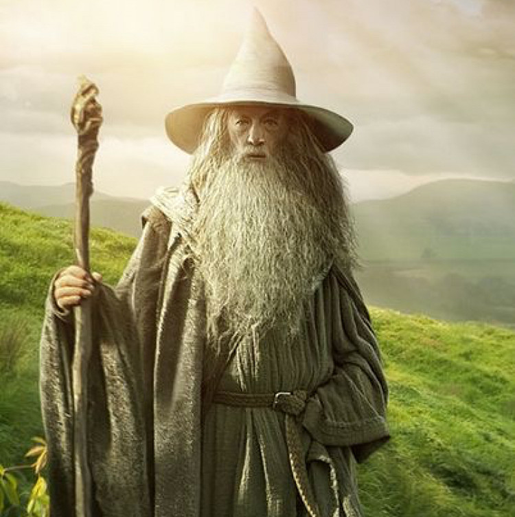 Gandalf: Bilgeliğin Gölgesinde Bir Varoluş Figürü