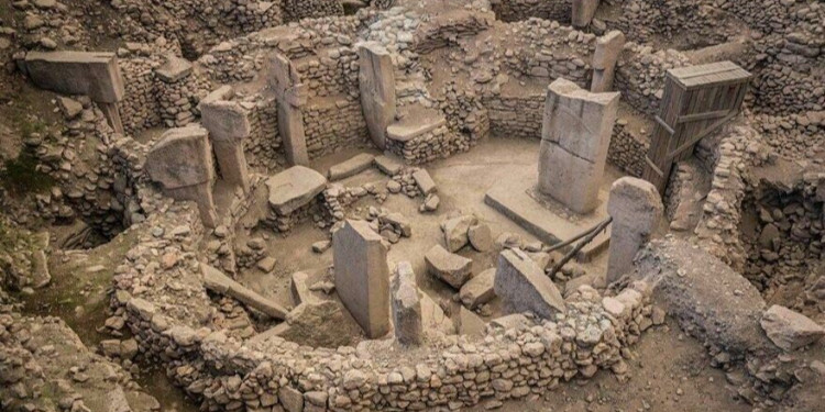 Göbeklitepe'de Yeni Tepeler Keşfedildi.