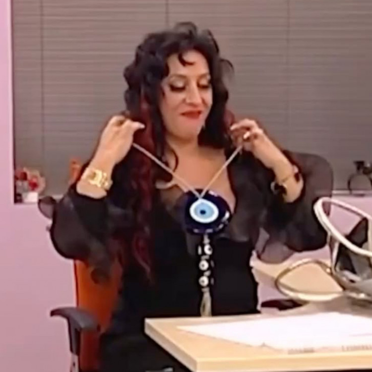 Göz Önünde Olmak Neden Bizi Rahatsız Ediyor? Nazar, Görünürlük ve Gündelik Hayatın Sosyolojisi🧿🪬