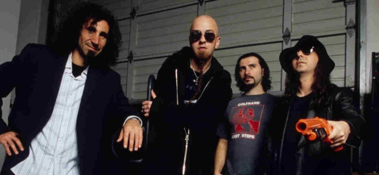 Parçalanmış Gerçekliğin Müziği: System of a Down - Mezmerize