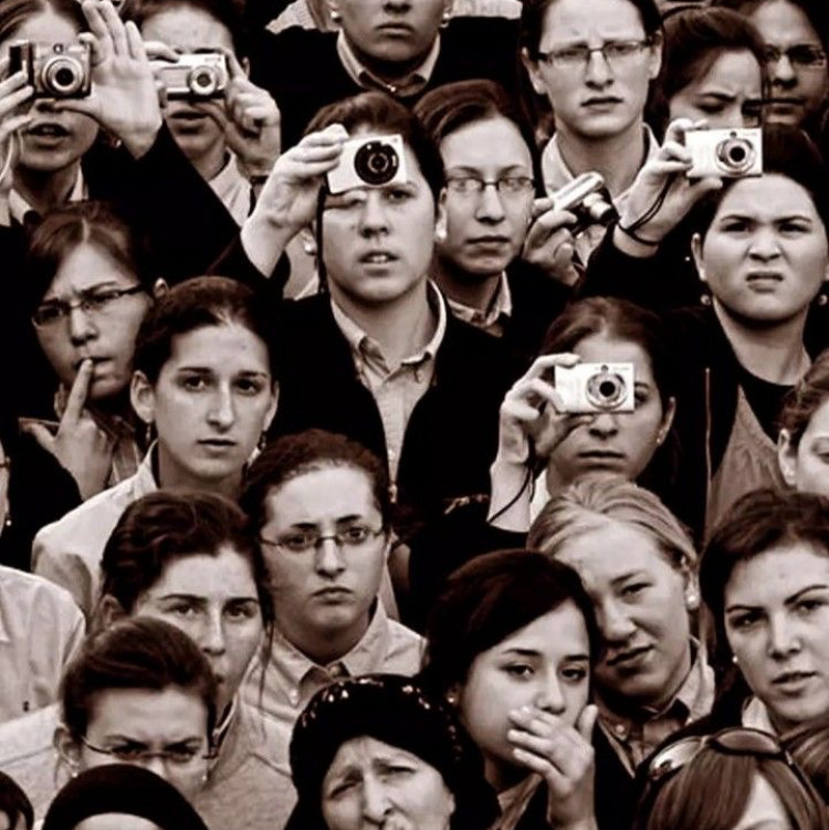 Guy Debord'un Gösteri Toplumundan Denetim Toplumuna