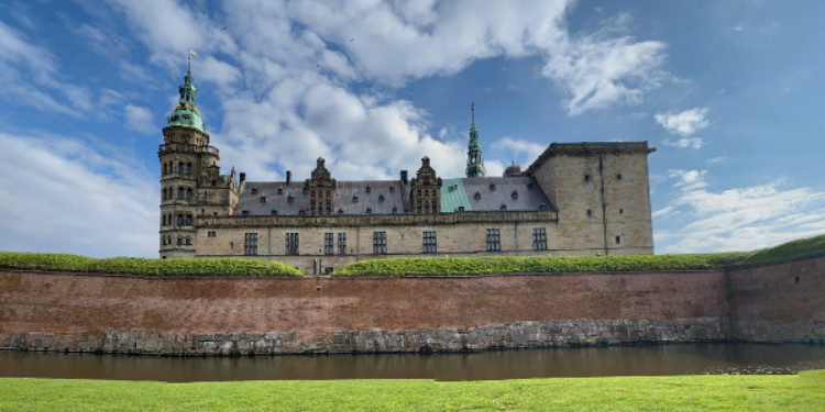 Kopenhag'ın Tarihi Semtlerindeki İhtişam: Skandinav Güzelliklerini Keşfetmek