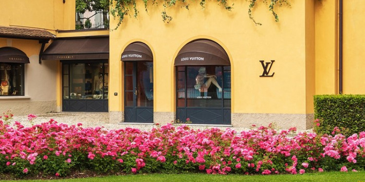 Louis Vuitton, İtalya'da Özel Bir Pop-Up Mağazası Açtı