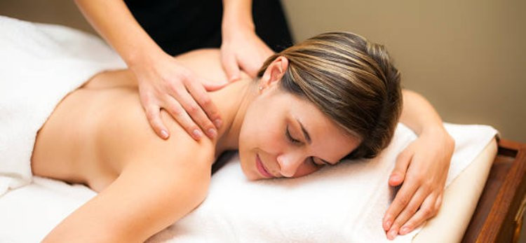 Lymphatic Massage for Improving Post-Treatment Relaxation and Comfort