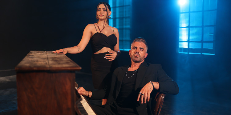 Mustafa Yılmaz ve Ahsen Almaz “Nasıl Dayandın” Diyor!