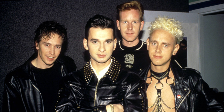 Müziğin Tanımını Yeniden Yapan Grup "Depeche Mode" Ve En Etkili Şarkıları