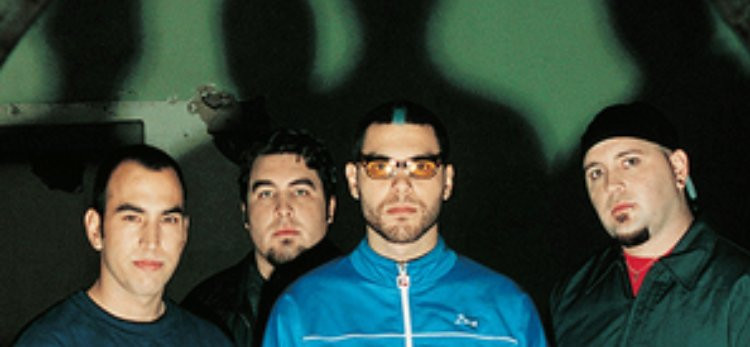 Ödül Töreninde Çatı Baskını: 2000’ler MTV Nostaljisinde Kaybolma Rehberi